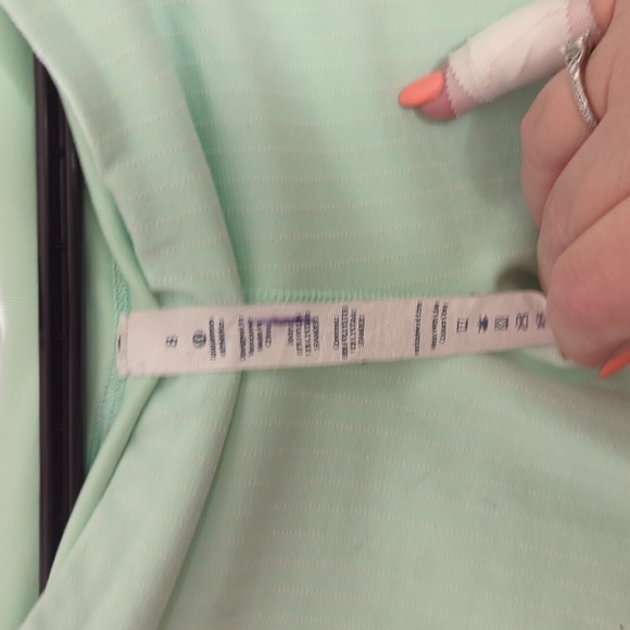 COPY - Lululemon Mint green size 8 in good condition. - Picture 3 of 4